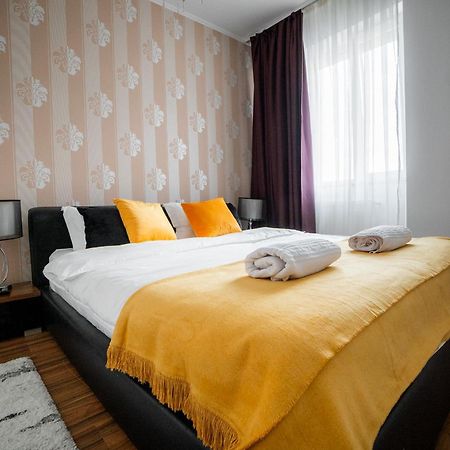 Xo Panoramic Apartment L Jacuzzi L Oradea Exterior photo